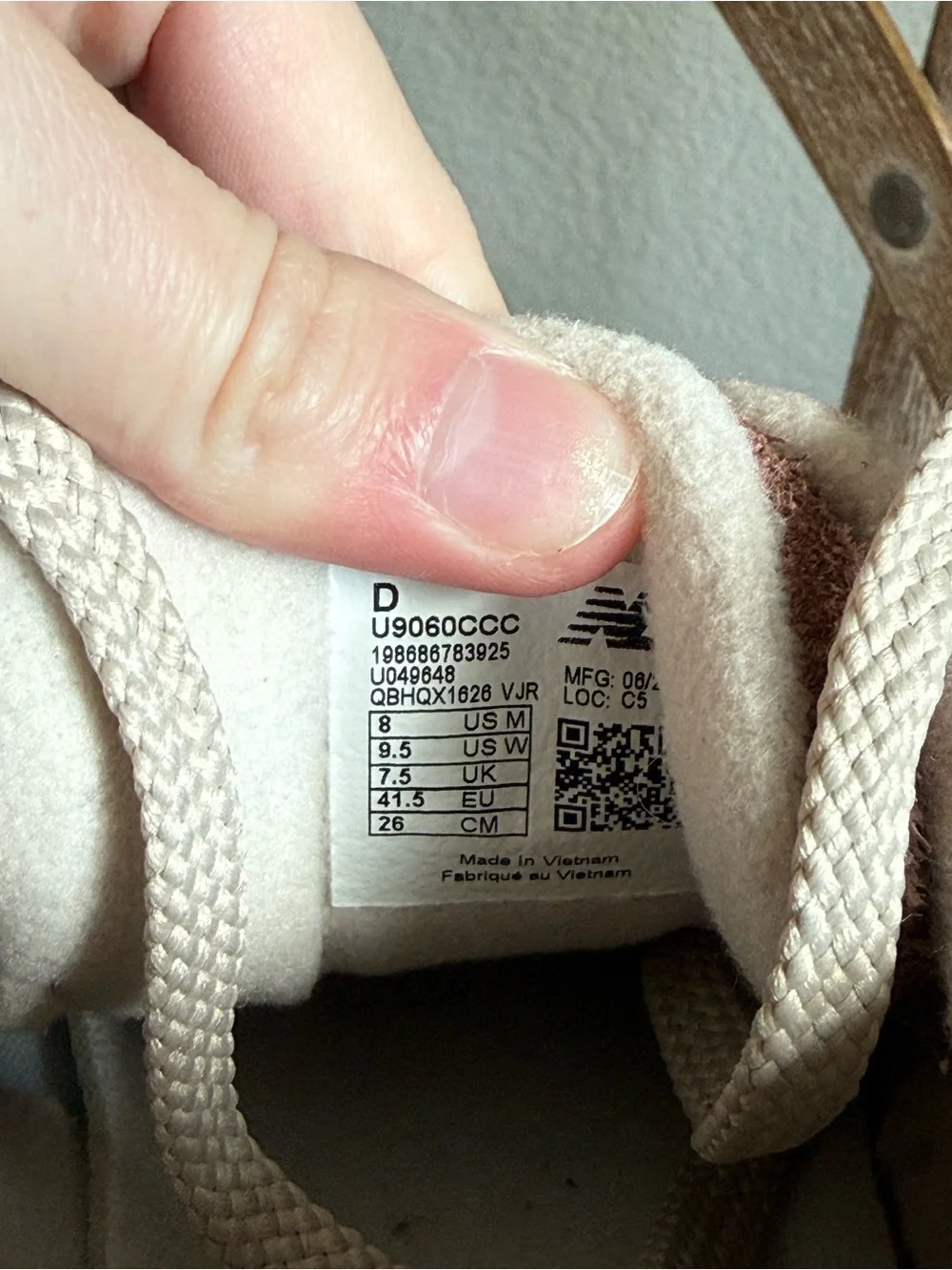 New Balance 9060 Sneakers Rich Oaktimber Wolf